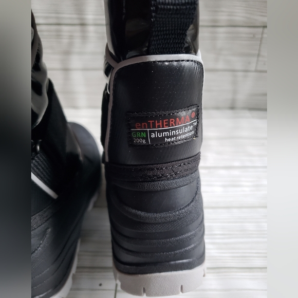 Cabrade Winter Waterproof Insulated Boots - Picture 8 of 9